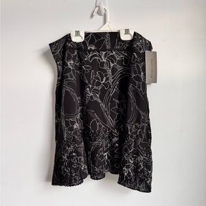 NWT Meinsang Black Floral Skirt Size Large